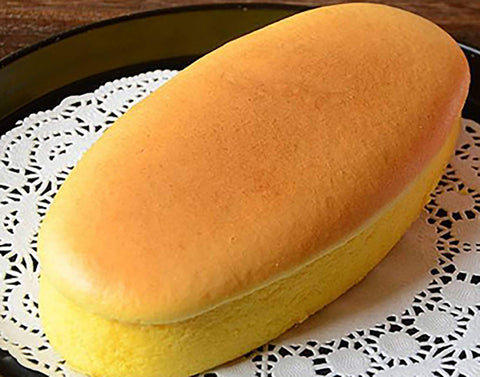 Yesland souffle pan in oval shape for elegant desserts.