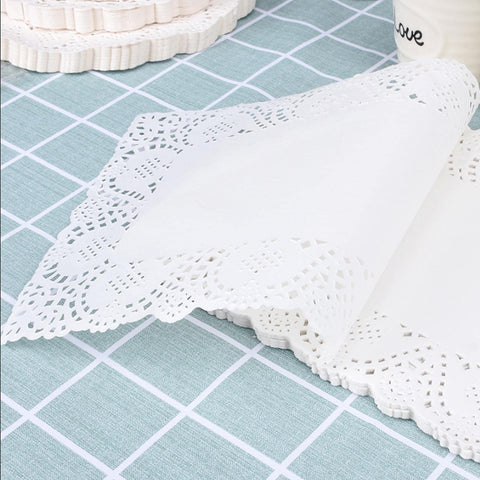 YESON disposable greaseproof doilies keep surfaces clean and easy to dispose.