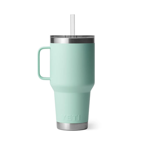 Shatter-resistant lid and BPA-free materials for reliable daily use.