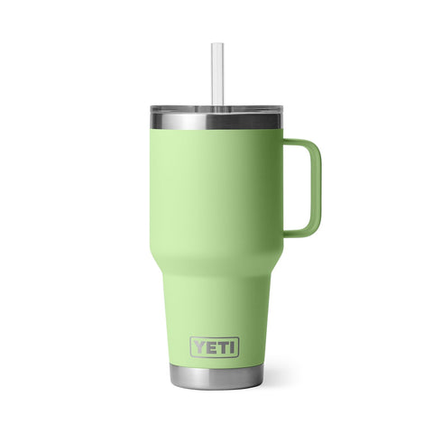 Durable stainless steel construction of the YETI Rambler 35 oz