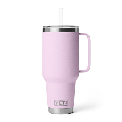 YETI Rambler 42 oz with handle and straw lid for easy, spill-resistant travel.