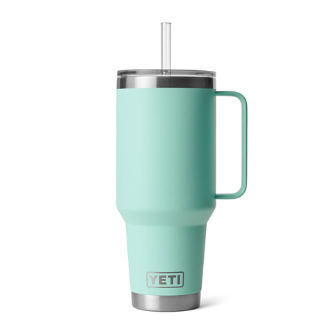 YETI Rambler 42 oz with handle for easy carrying on hikes and commutes.