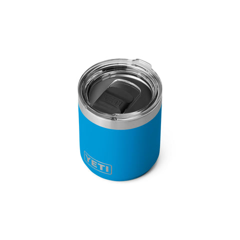 YETI Rambler double-wall vacuum insulation maintains temperature