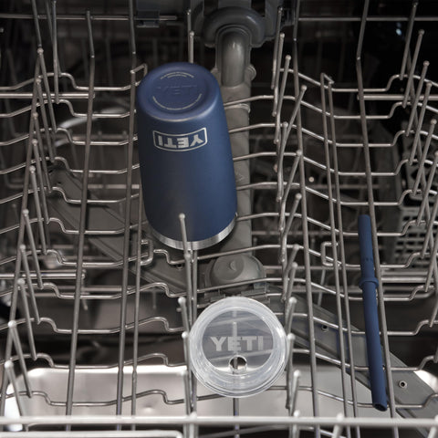 YETI Rambler Jr. navy color adds kid-friendly style and easy recognition.