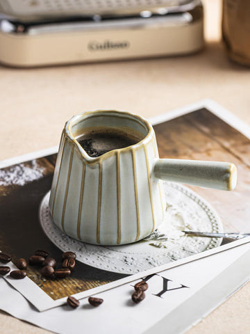 YHOJOY dishwasher-safe ceramic cup simplifies cleanup after use.