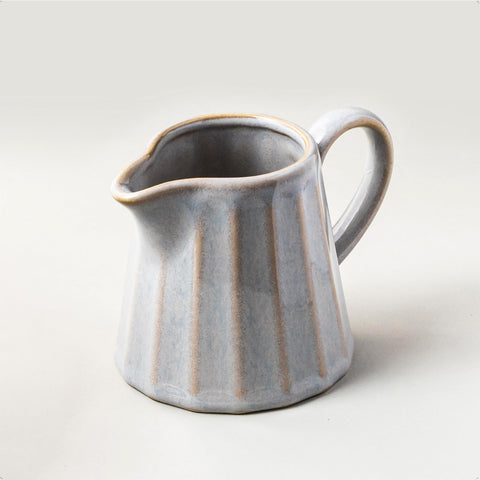 YHOJOY ceramic creamer 10oz with pour spout for mess-free coffee service.