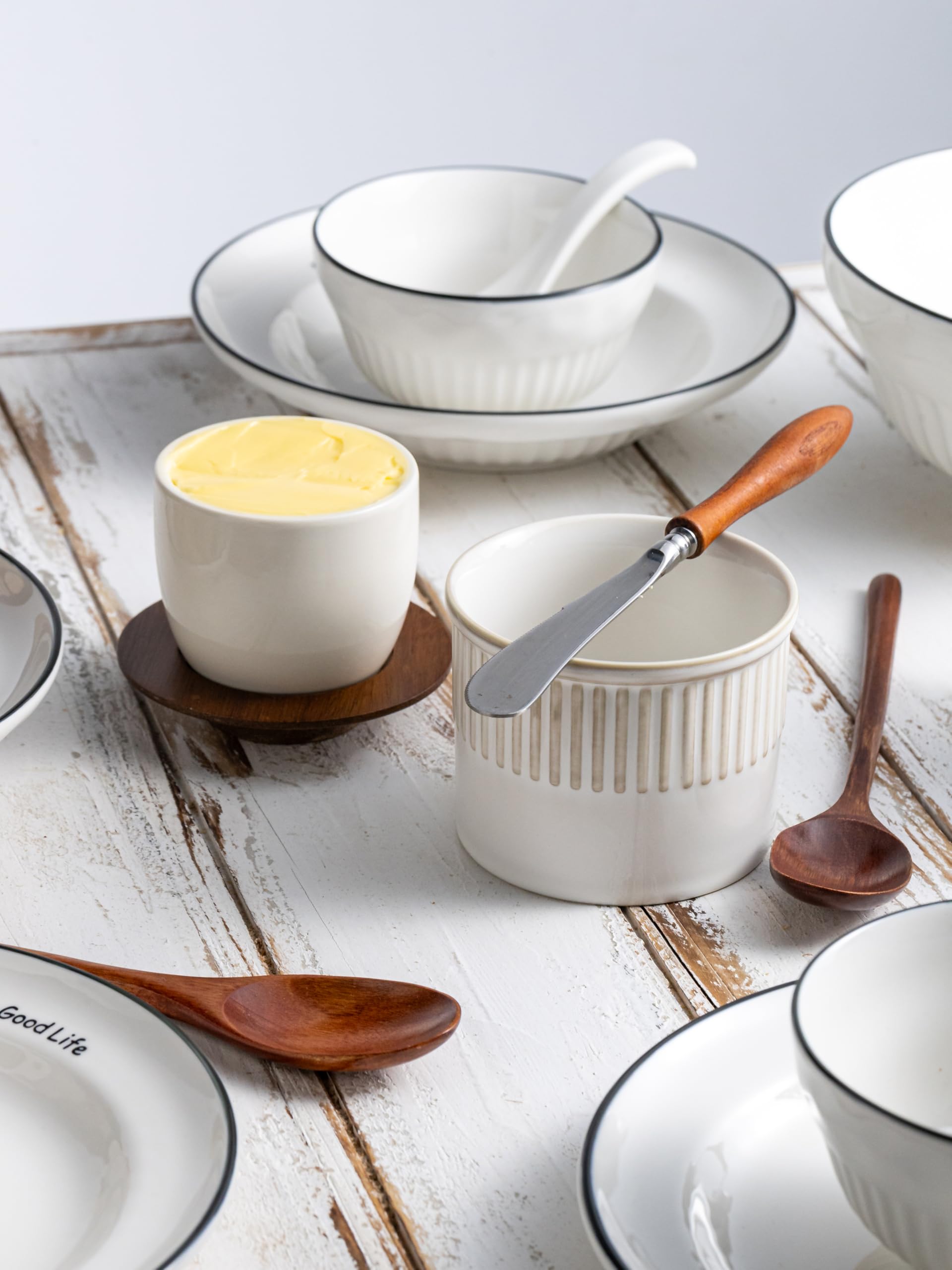YHOJOY dishwasher safe ceramic base with a hand wash lid for simple care.