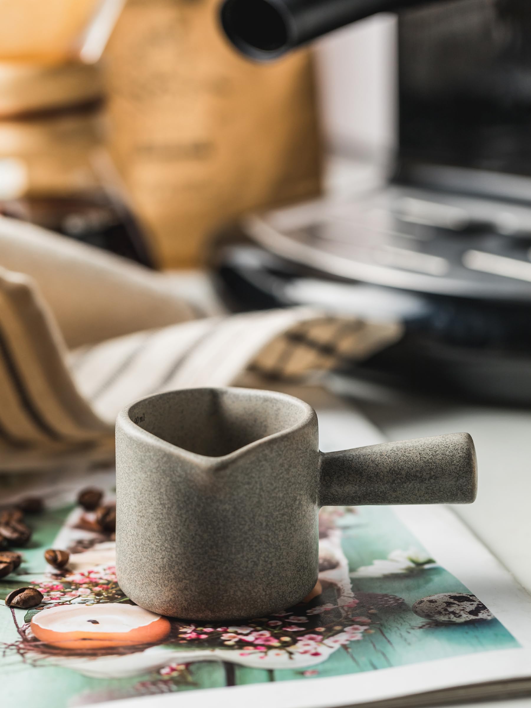 YHOJOY espresso-shot milk cup perfect for small pours