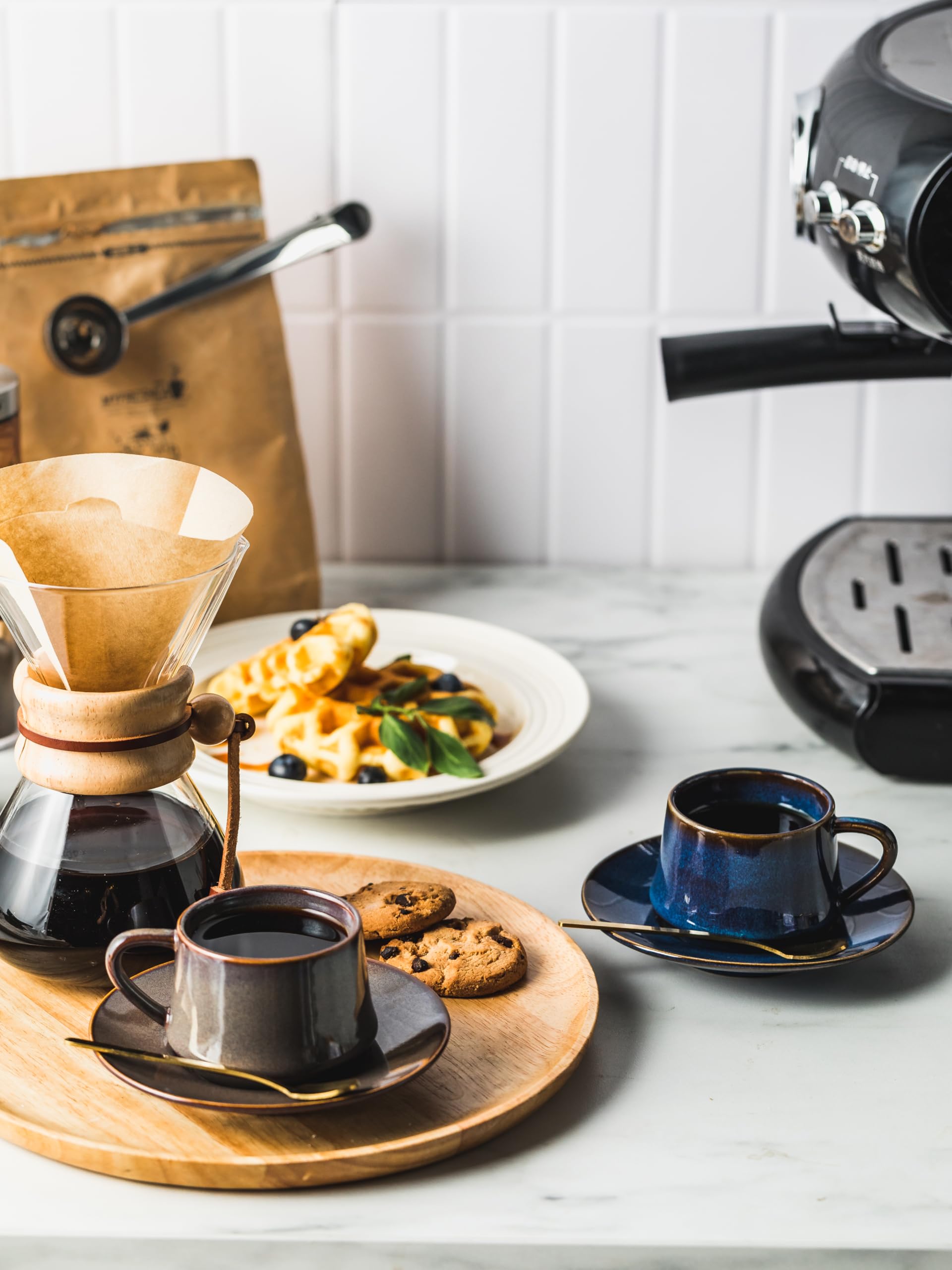 YHOSSEUN setup for a refined coffee moment on the counter