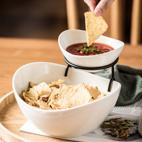 YHOSSEUN white glazed porcelain offers durable, easy-care displayware for daily use.