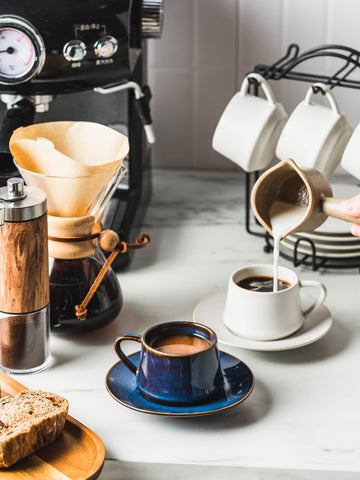 YHOSSEUN gift-worthy espresso set enhances gatherings and tea parties.