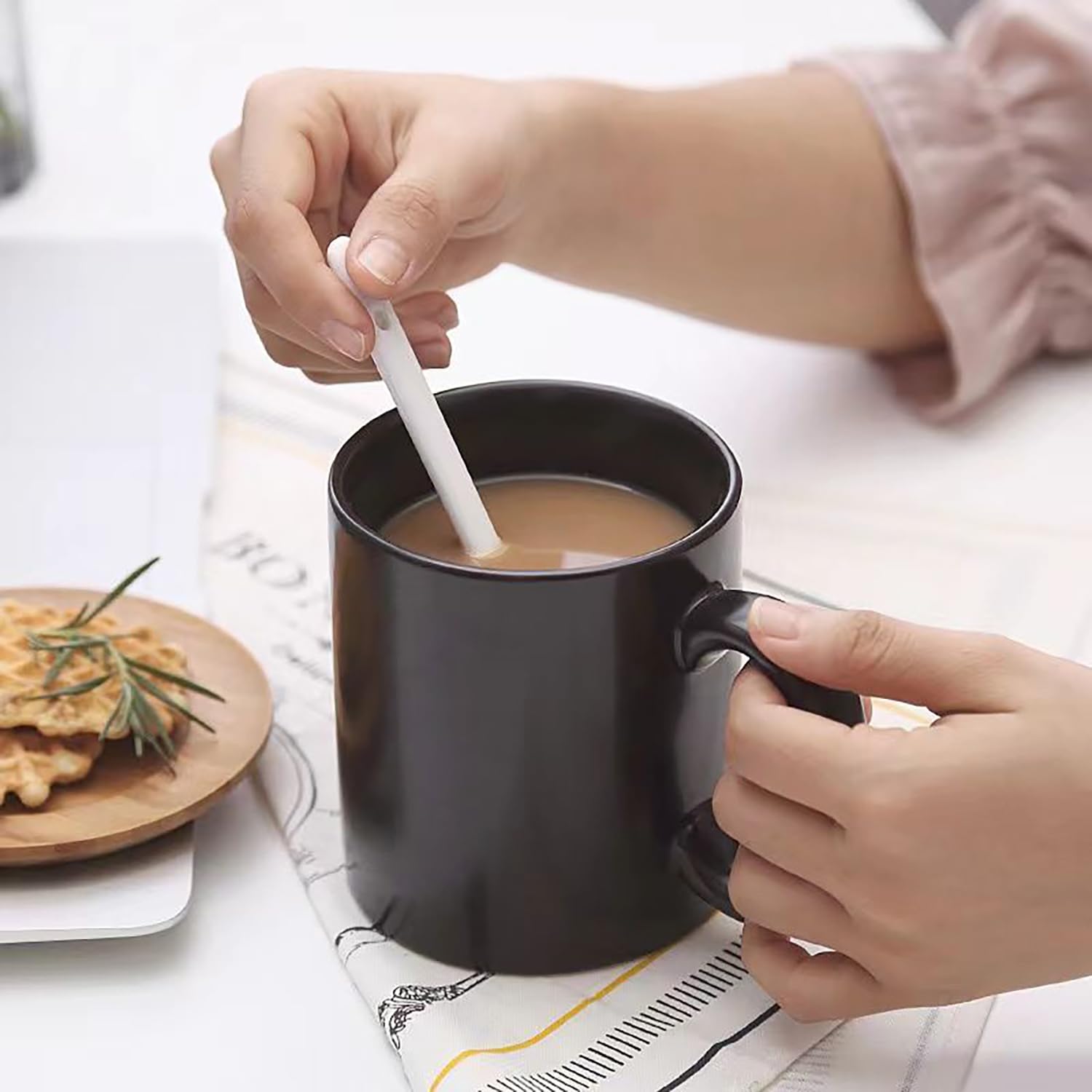 YILIUJIU gift-ready mug ideal for Valentine, Birthday, Christmas.