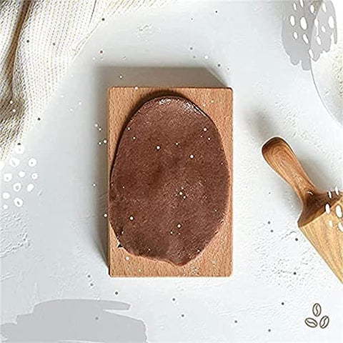 YingXue beech wood mold is durable and reusable for baking projects.