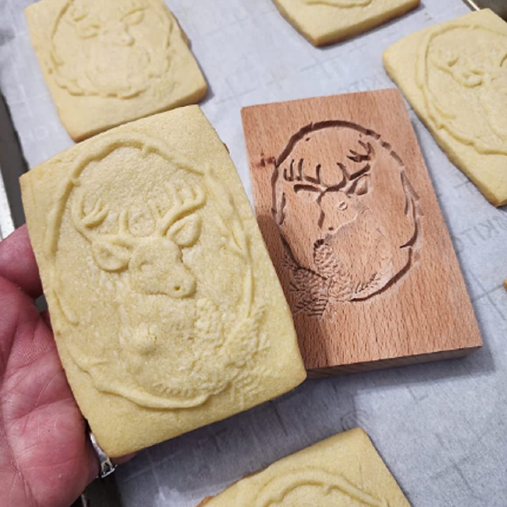 YingXue easy-demold design helps clean cuts on dough.