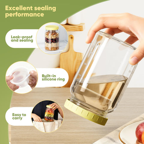 Yirilan three-compartment design keeps wet and dry ingredients separated.