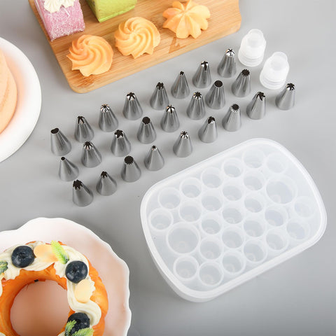 Yiyiring easy-to-use set speeds icing projects.