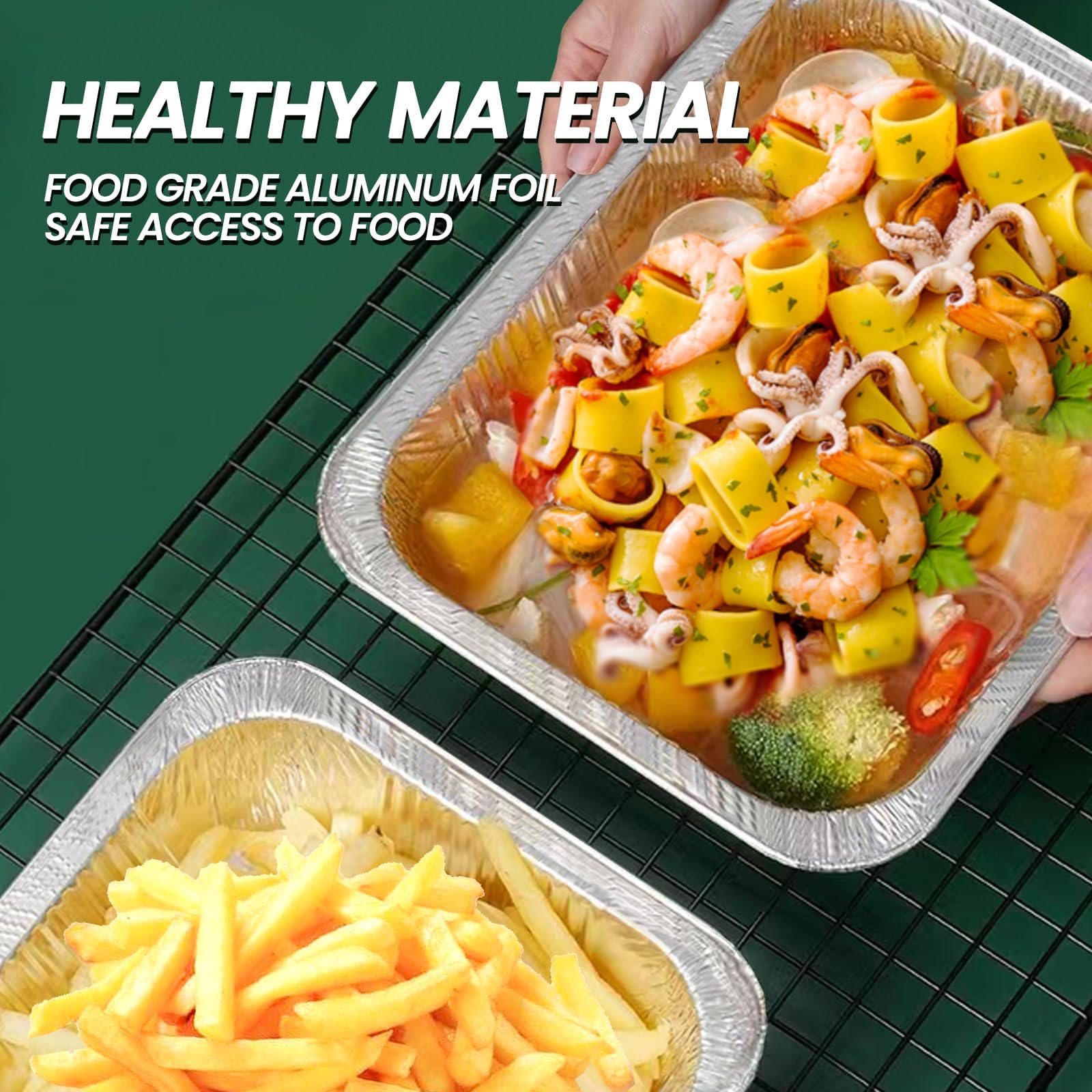 YLT WAX clear wrap-around lid allows quick food viewing.