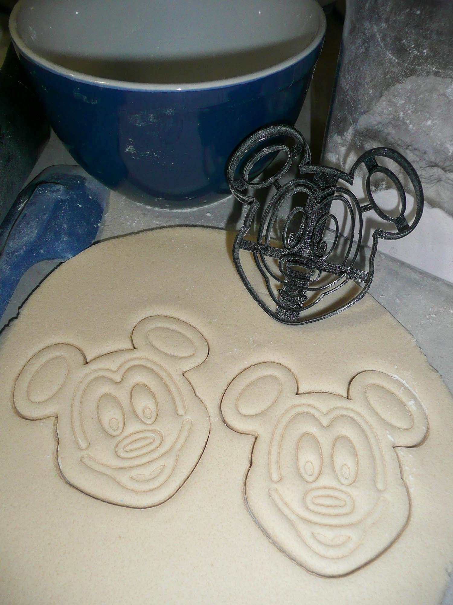 Six shapes including mouse and friends cutters for cookies