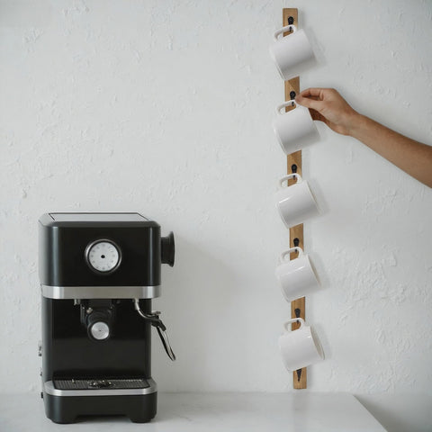 Durable wood construction Yohsnor mug rack built to last