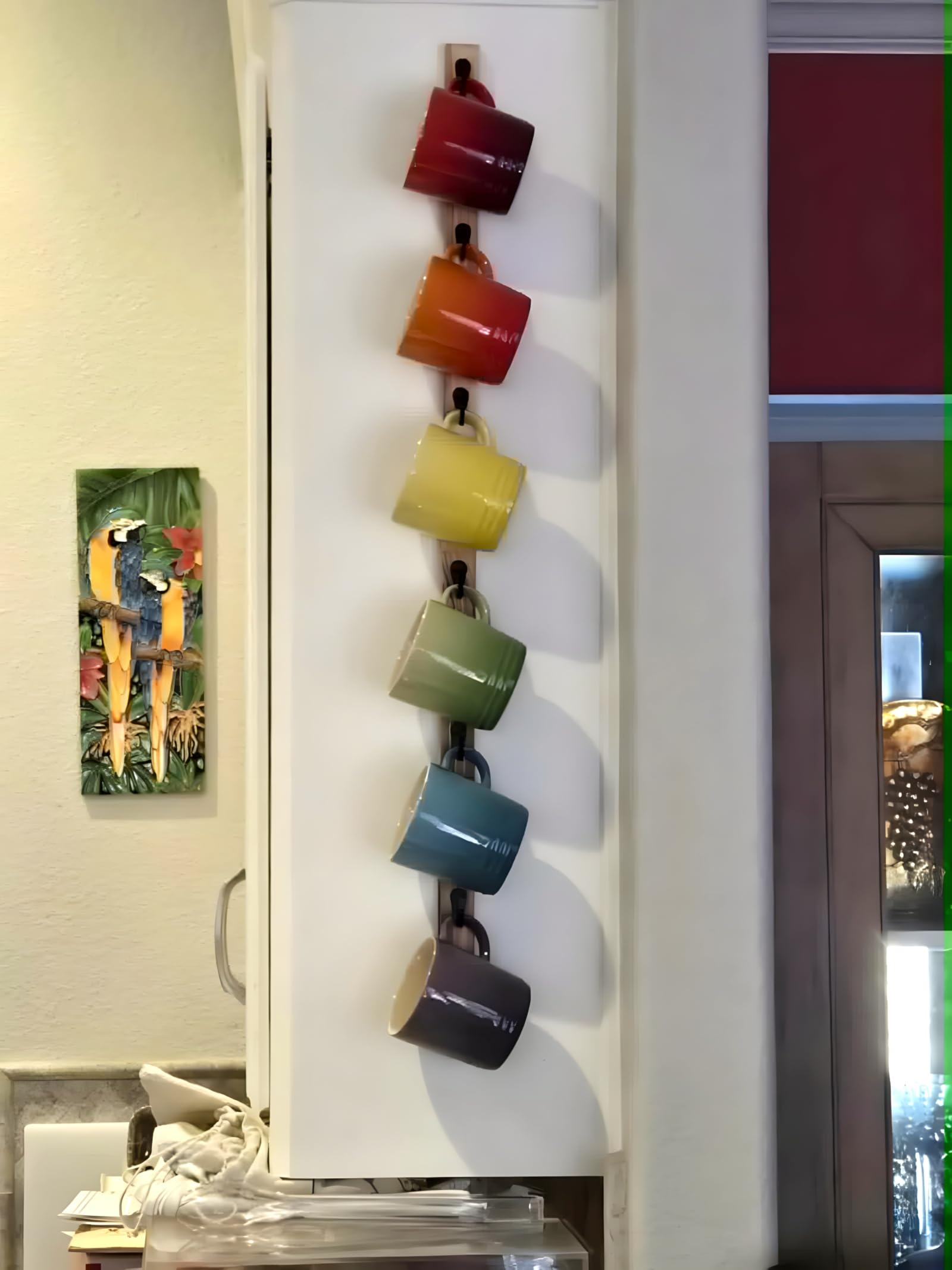 Vertical design Yohsnor wall mount mug rack in a compact space