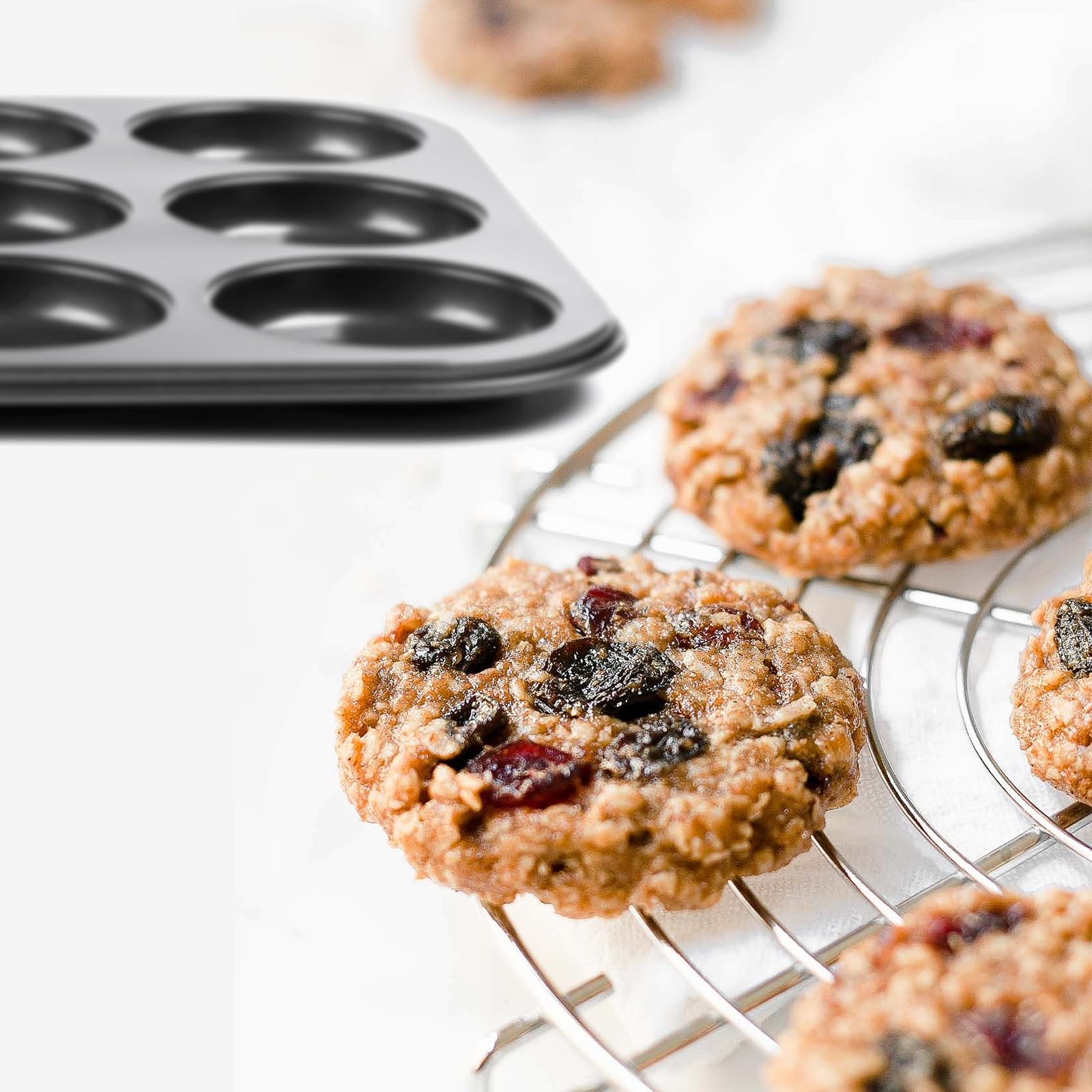 Yomvzake rust-resistant carbon steel pan adds lasting durability