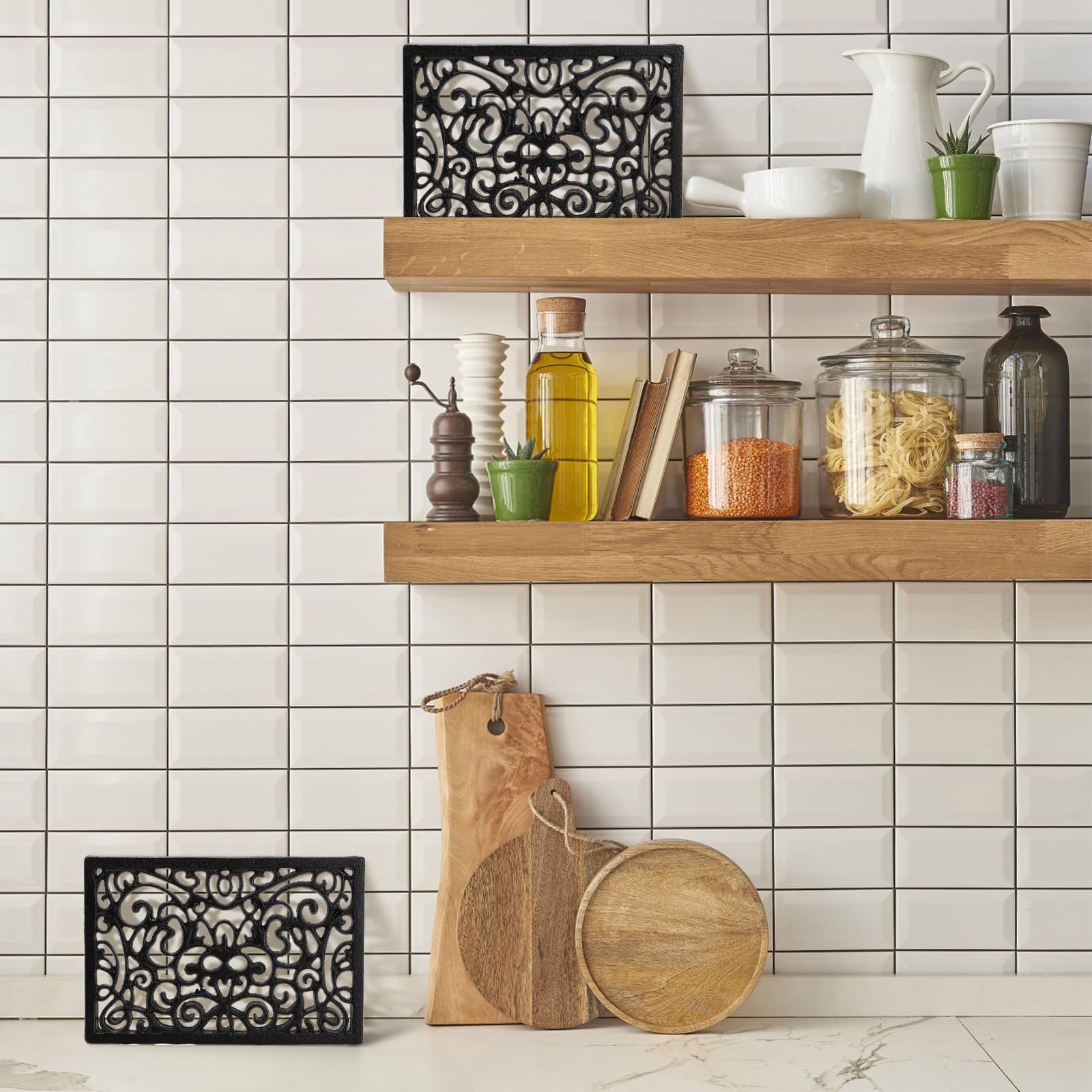 Yopay trivet with thick rounded edges prevents surface damage during serving.
