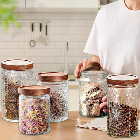 Yoqelt multi-size 24-34oz jars suit different storage needs.
