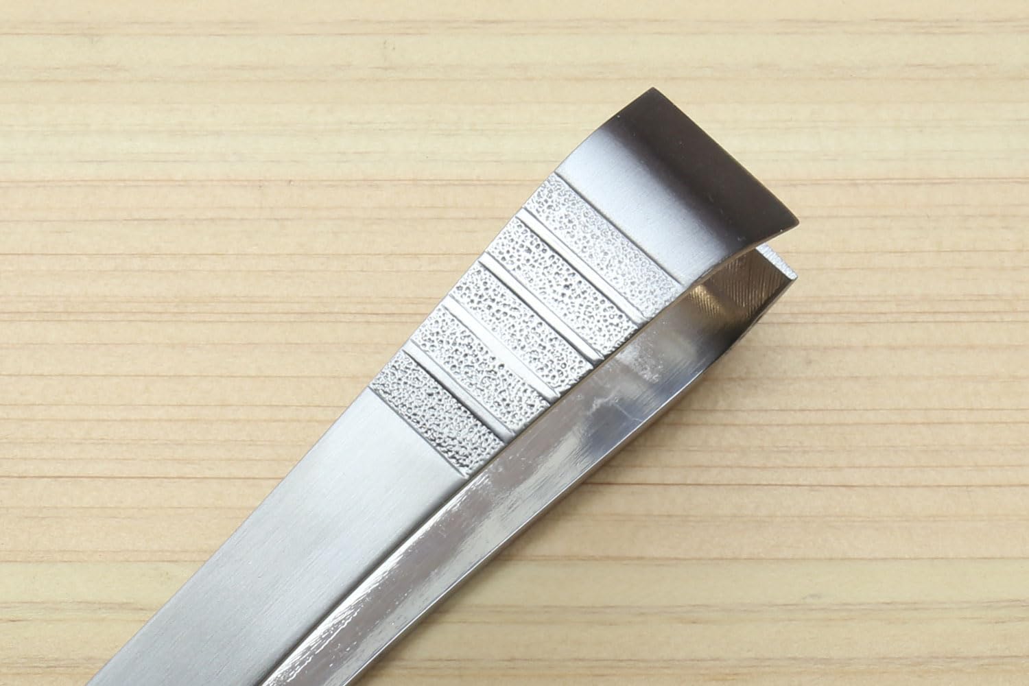 Yoshihiro easy-cleaning-and-care keeps stainless steel shine and performance.
