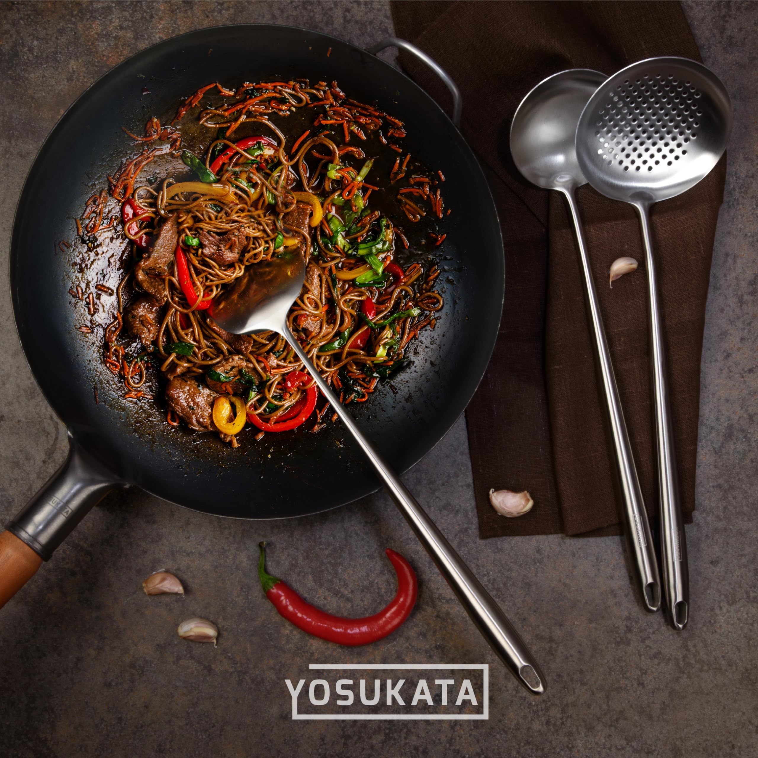 YOSUKATA built-in hanging holes simplify storage after use.