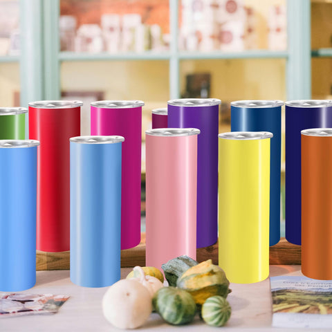 YOUKE OLA lifestyle shot with colorful tumblers
