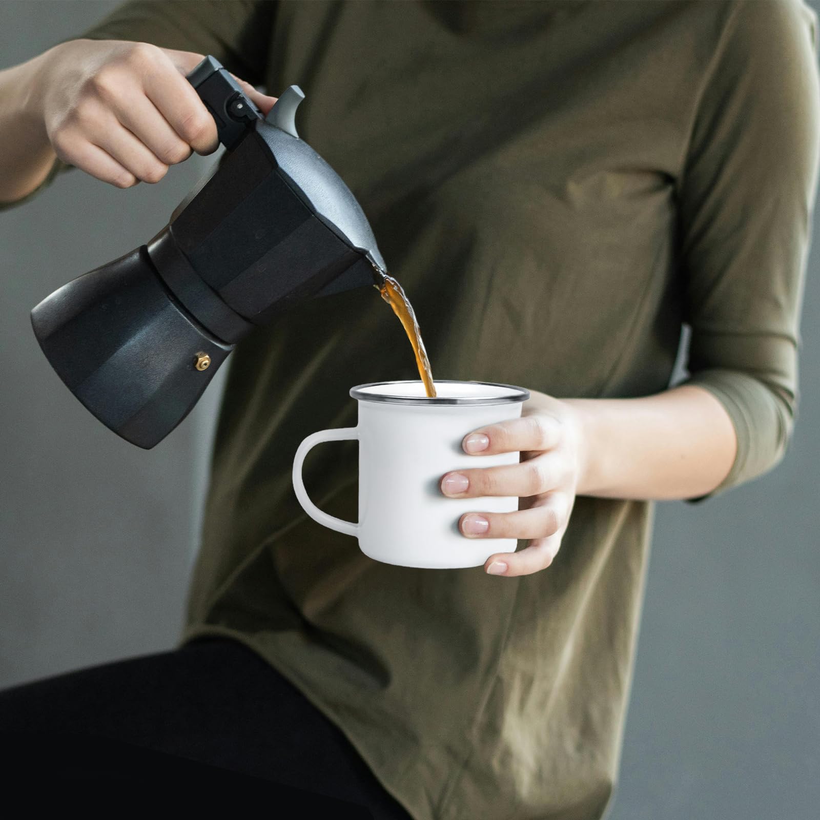 YOUKE OLA gift-ready packaging for DIY mug projects.