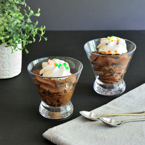 Youngever party-ready plastic martini glasses for outdoor events.