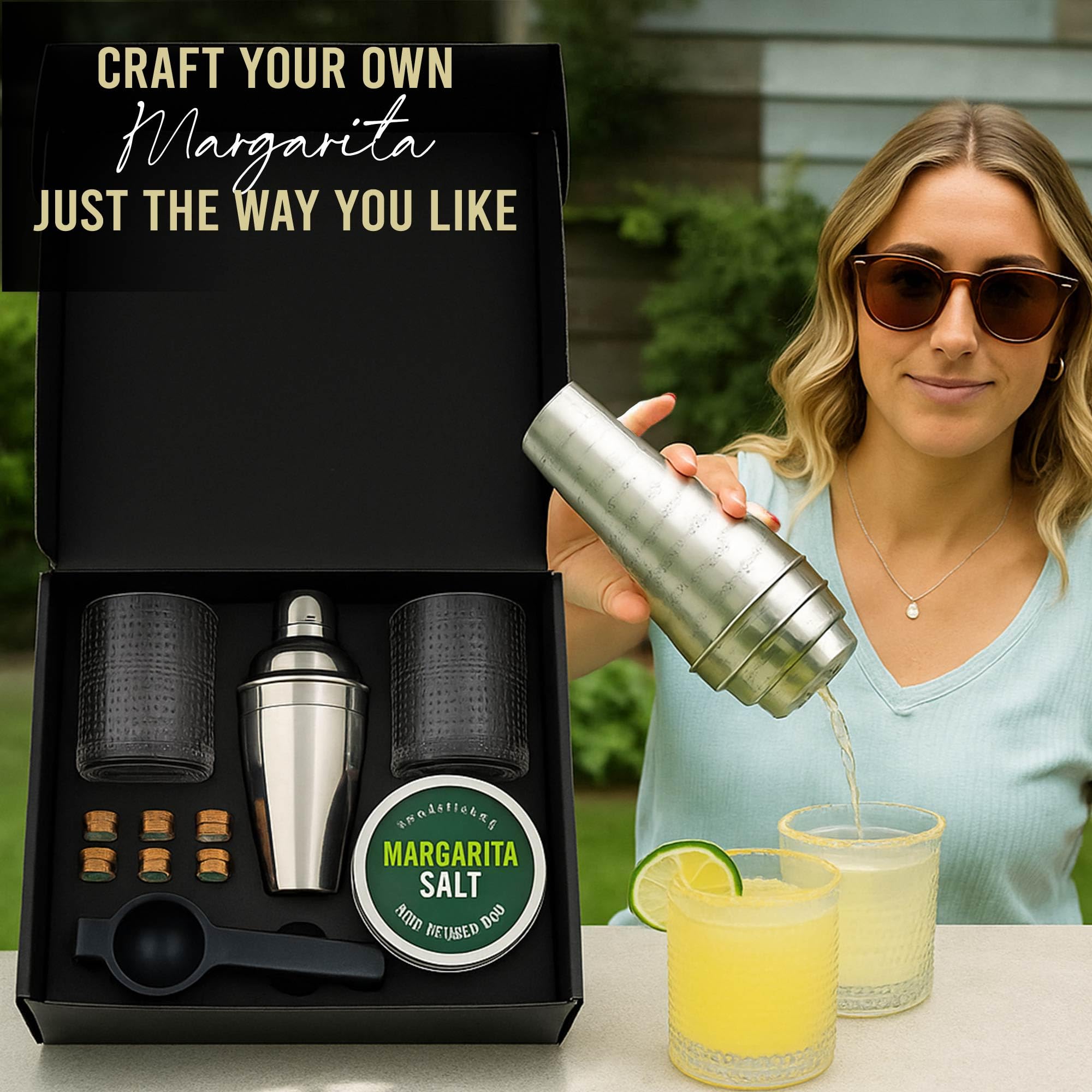 Your Dream Party Shop citrus squeezer in action for fresh lime juice.