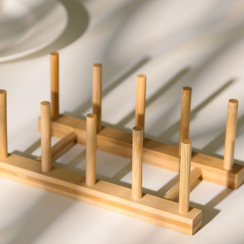 Yuixoseu dish rack stores cups and lids for quick air-drying