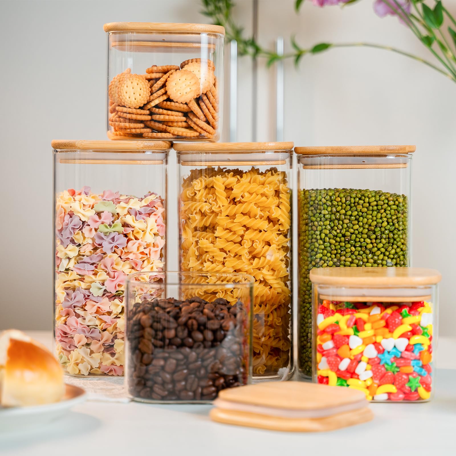 YUNCANG transparent jars help organize snacks, spices, and cookies