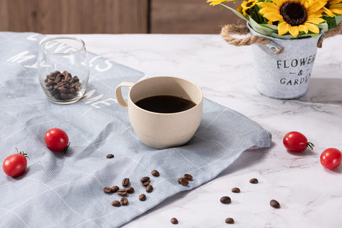 Yunqing multicolor cups showcasing party-ready settings and gatherings