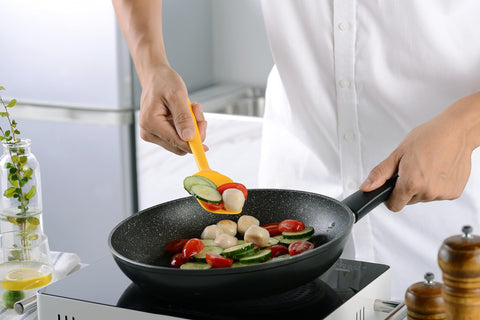 YunWuCloud yellow silicone whisk with comfortable grip for emulsifying sauces