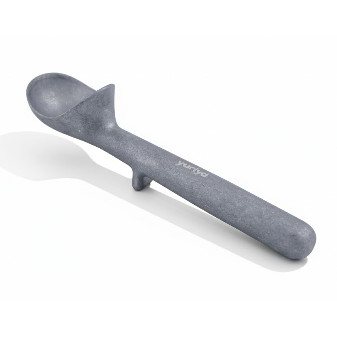 Yuriya ice cream scoop with elevated head keeps the counter clean between scoops
