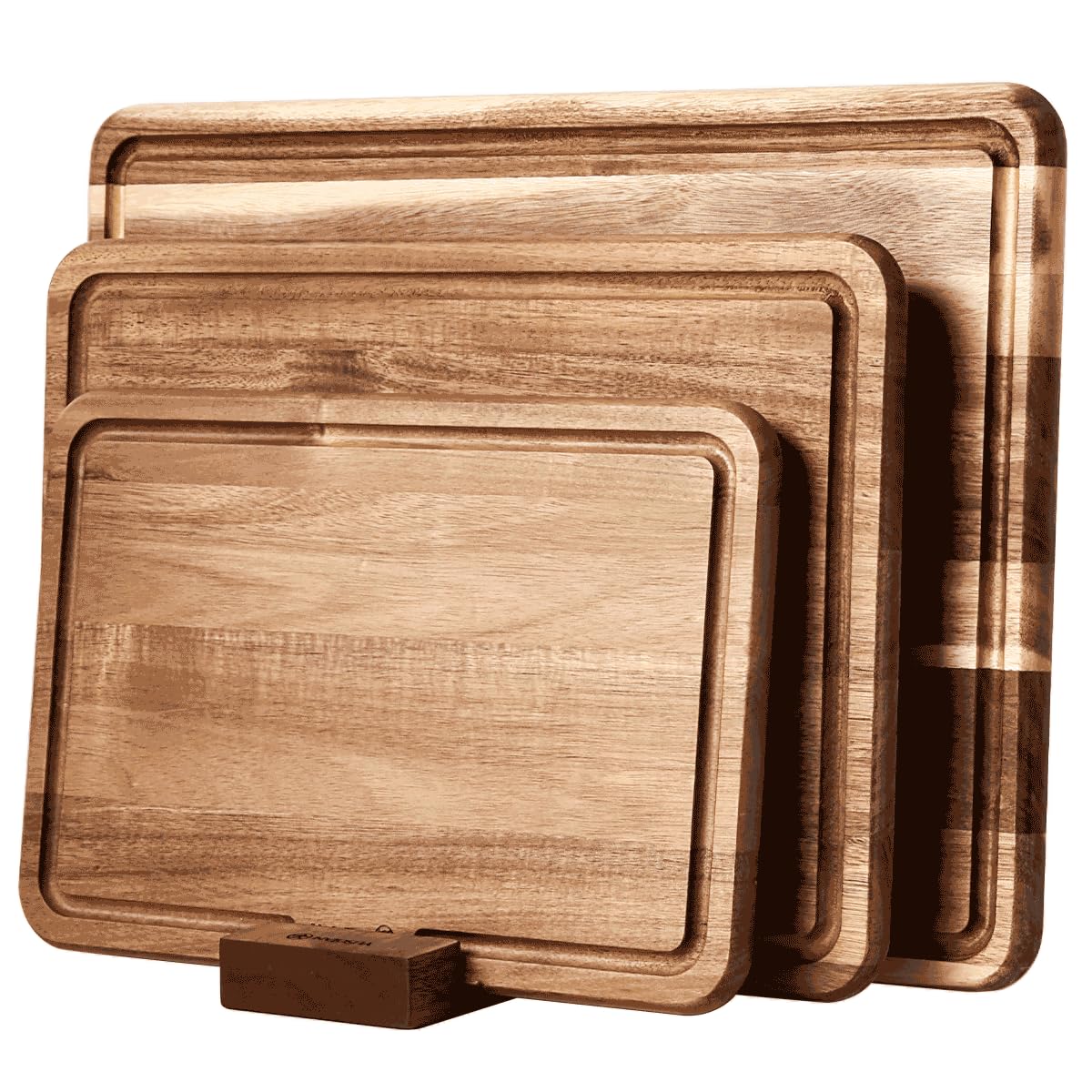 YUSOTAN 16x12 acacia cutting board shows natural grain for sturdy meat and veg prep.