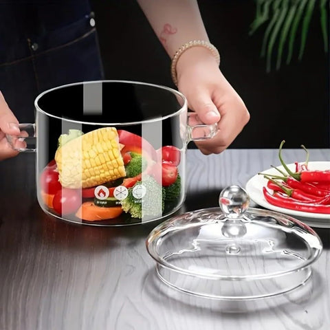 yvsay glass saucepan on burner with visible simmer bubbles
