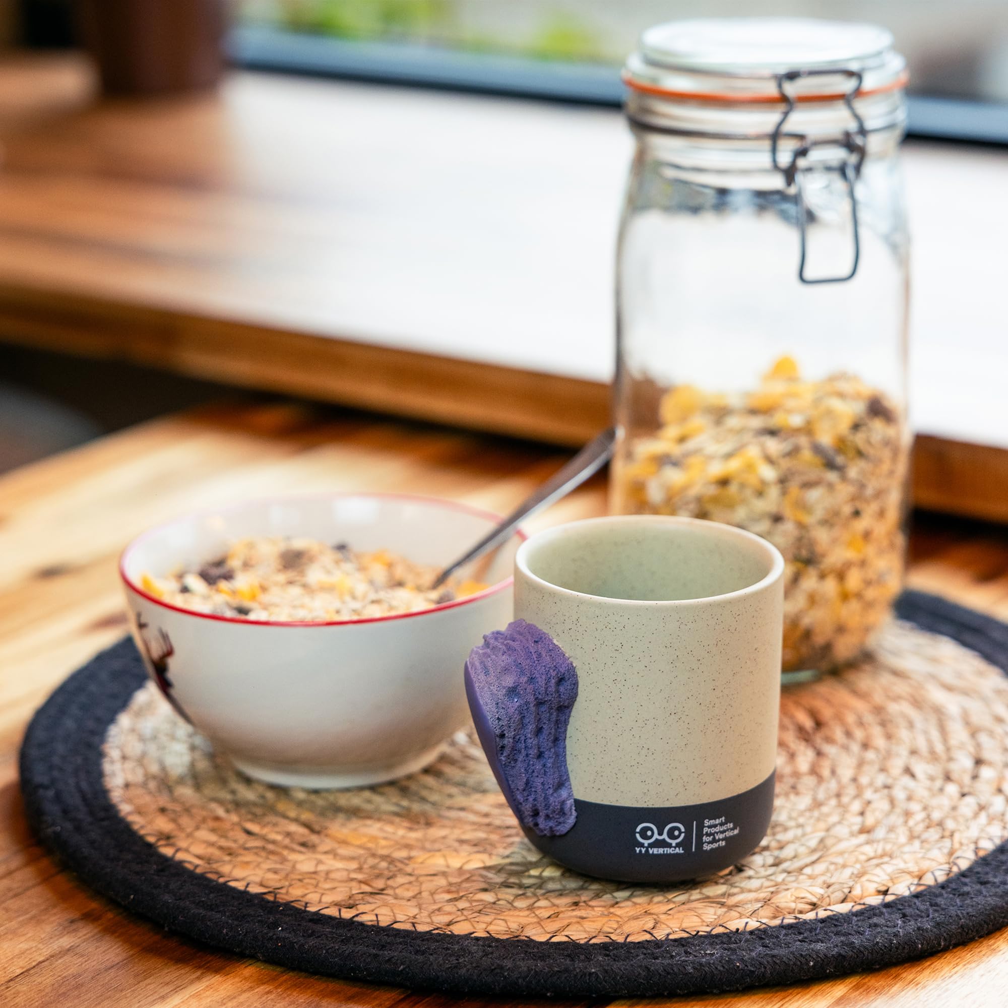 YY Vertical Evo microwave-safe mug for easy daily use