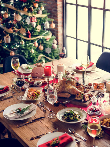YYHY plates microwave-safe and dishwasher-safe for quick cleanup.