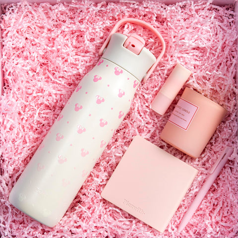 Disney-inspired design makes hydration enjoyable for Minnie fans.