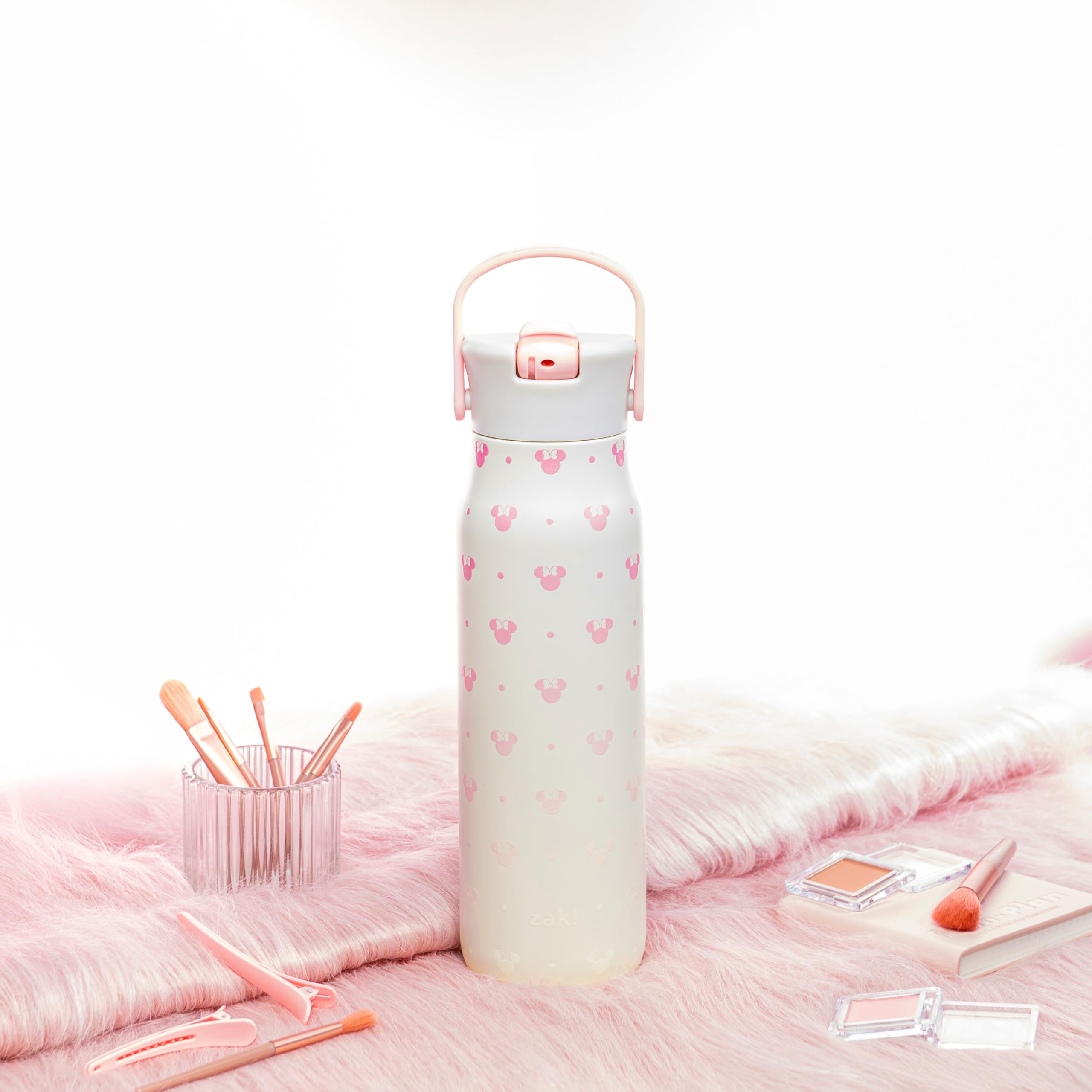Zak Designs Minnie Mouse Harmony bottle with straw lid for easy sipping on the go.