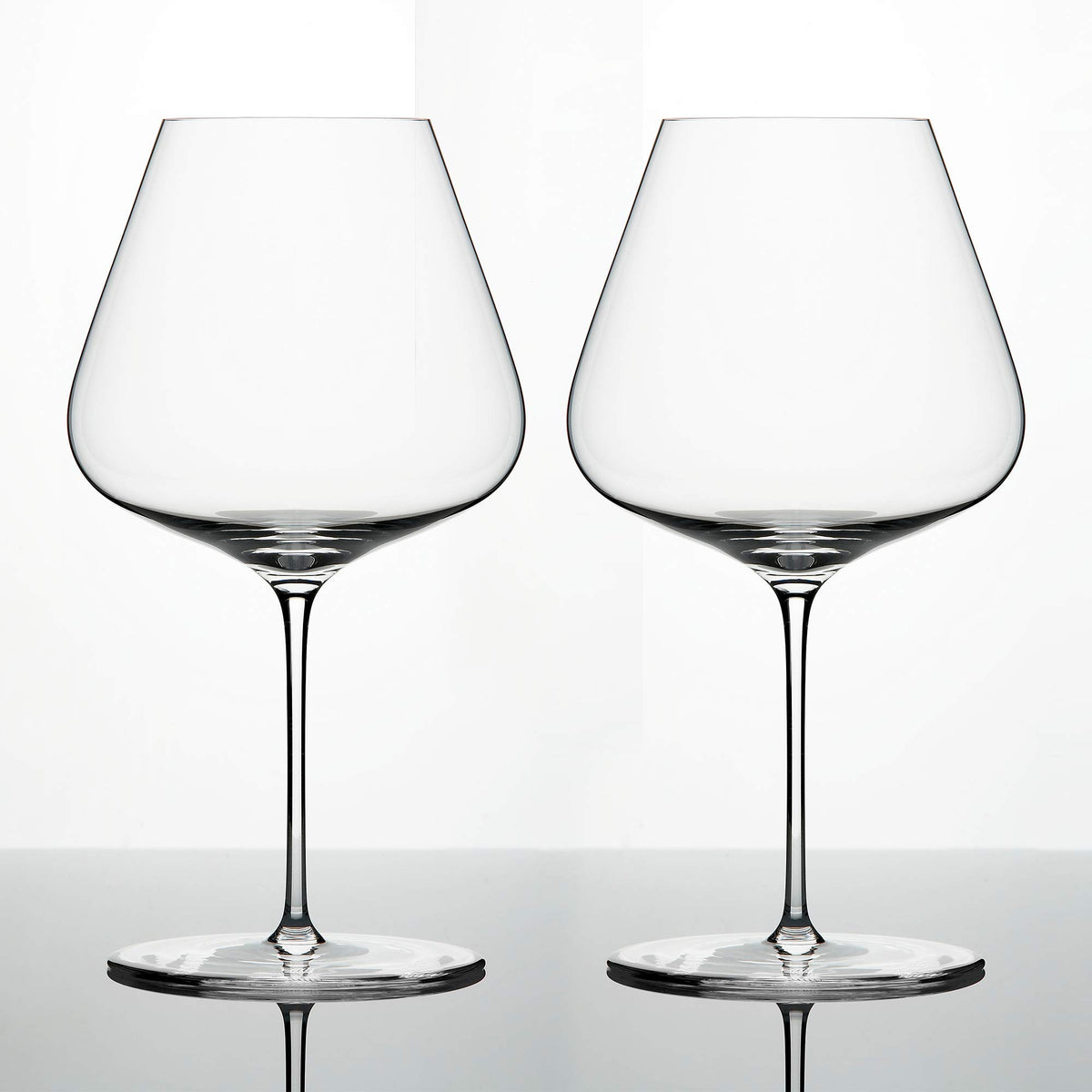Zalto Denk'Art Burgundy red wine glass hand-blown crystal for refined tasting.