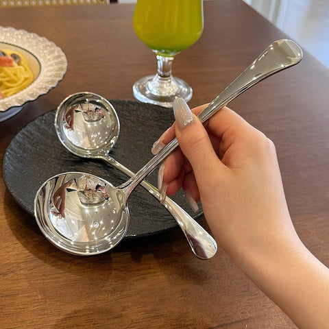 ZDFQly dishwasher-safe gravy ladle makes cleanup quick after holiday dinners.