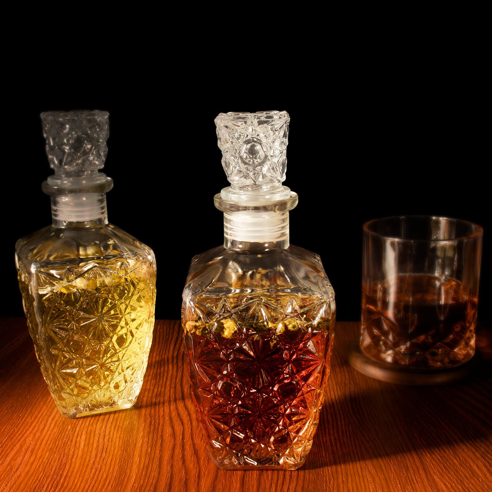 ZeanSciulpt stirring stick and jigger enable professional-style home cocktails