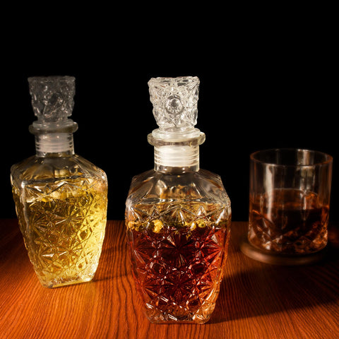 ZeanSciulpt stirring stick and jigger enable professional-style home cocktails