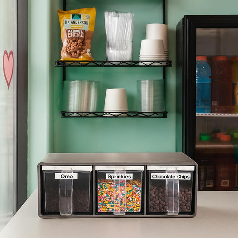 ZENFUN moisture-sealed lids help preserve spice freshness during cooking.