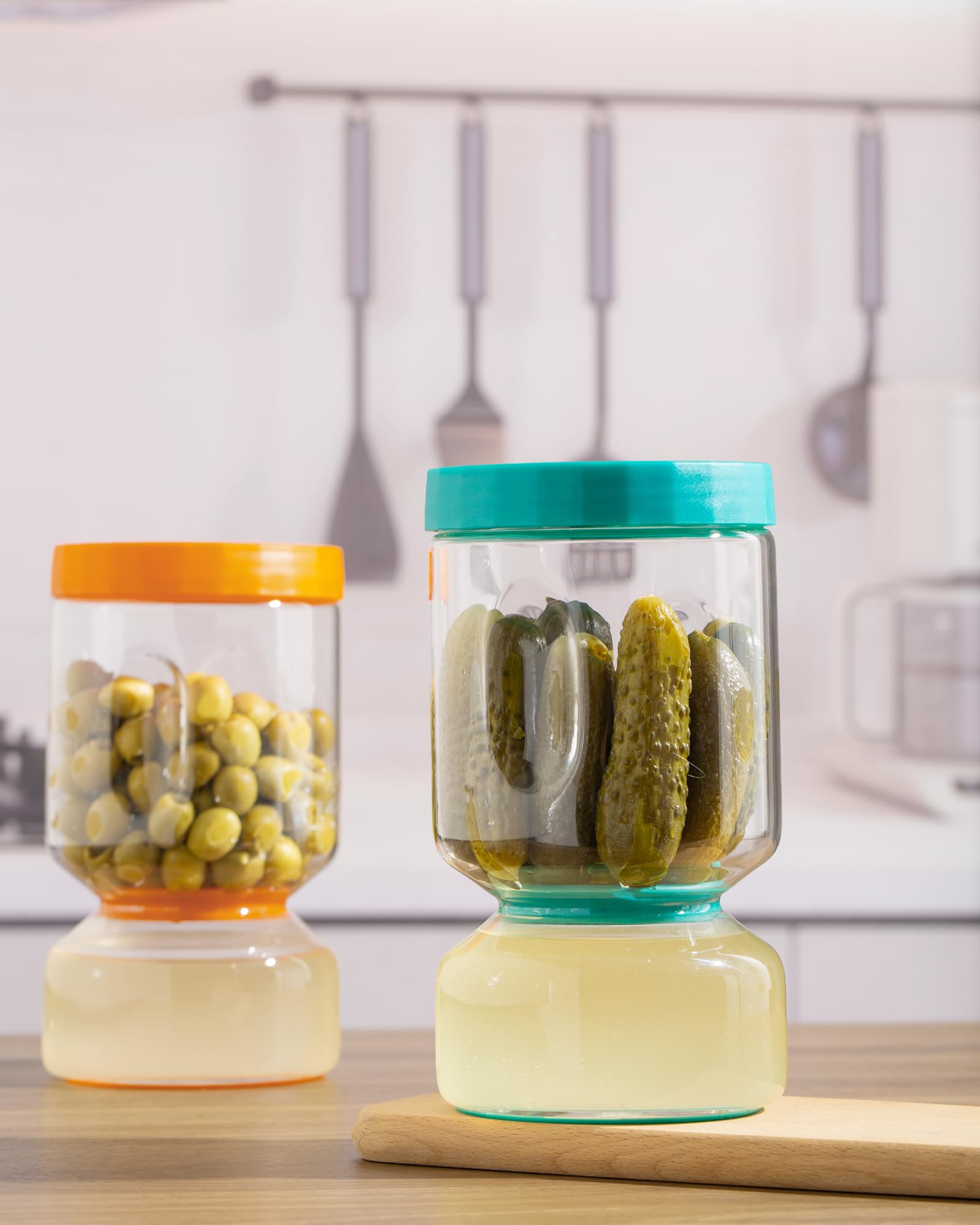 ZENS fridge-ready jar keeps contents organized and accessible.
